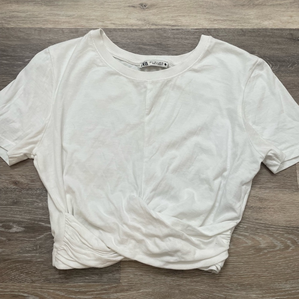 Zara White Cropped T